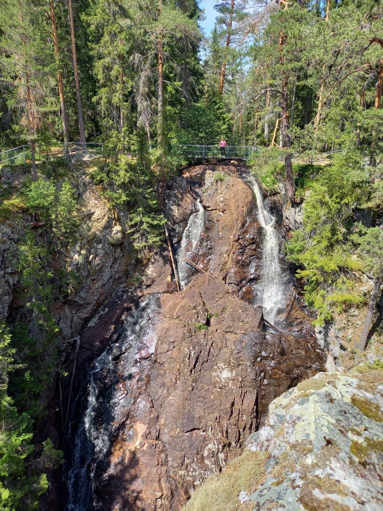 Mehr über den Artikel erfahren Tag 10 – Vom Siljansee zum Meer