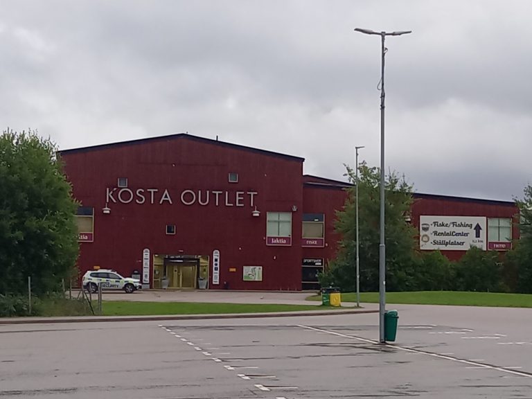 Mehr über den Artikel erfahren Tag 52 – Regenfahrt und:  Kosta, we are back 😀